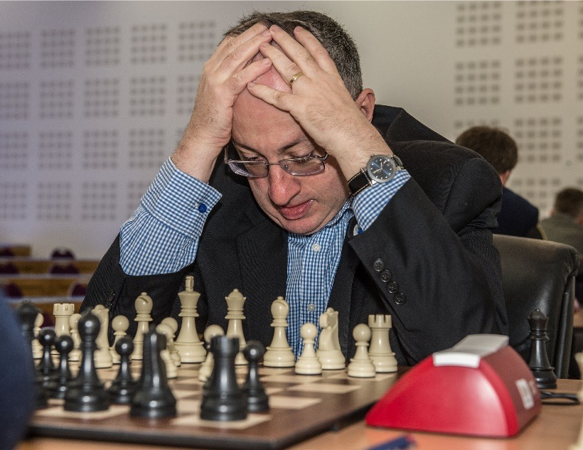 Gelfand contemplating his next move